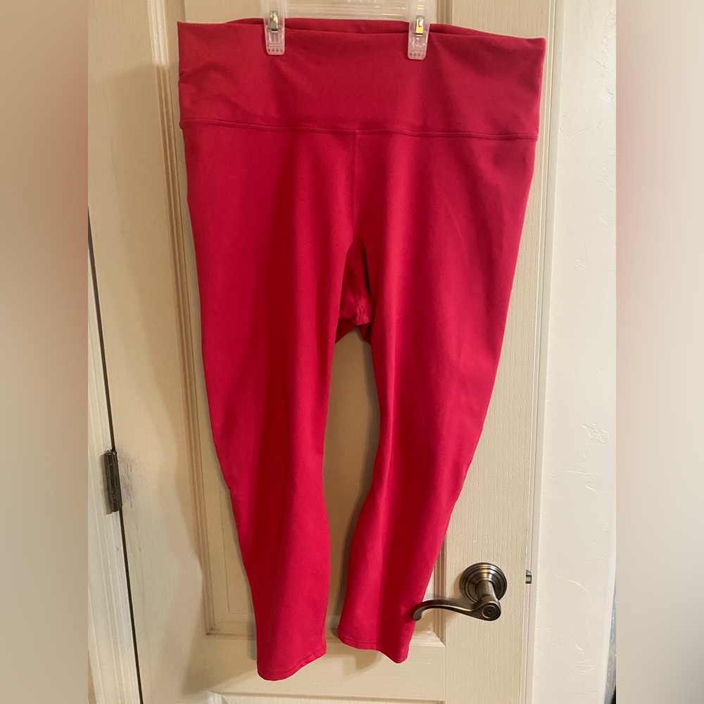 Fabletics Redish Pink (like fuscia) PowerHold Waist 17.5” Length 33.5”